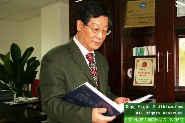 杨有庚