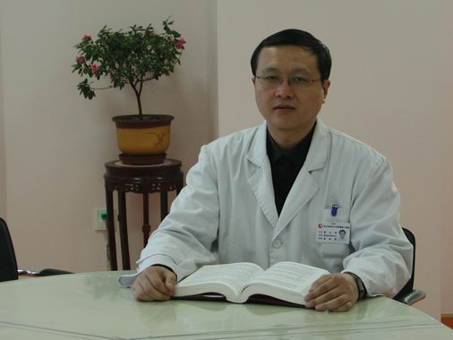 董大明